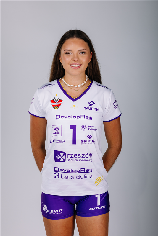 PIERZCHAŁA Dominika