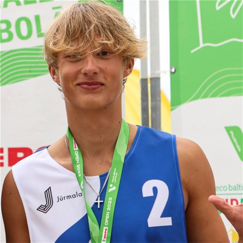 PUSKUNDZIS Ernests
