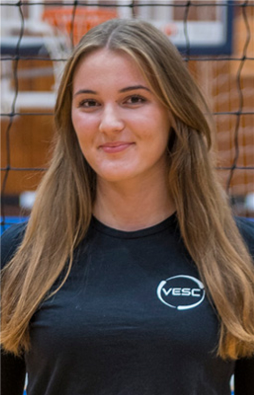 KÖDÖBÖCZ Emma