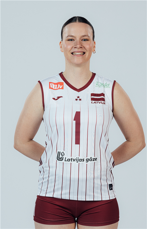 ZVAIGZNE Elīna