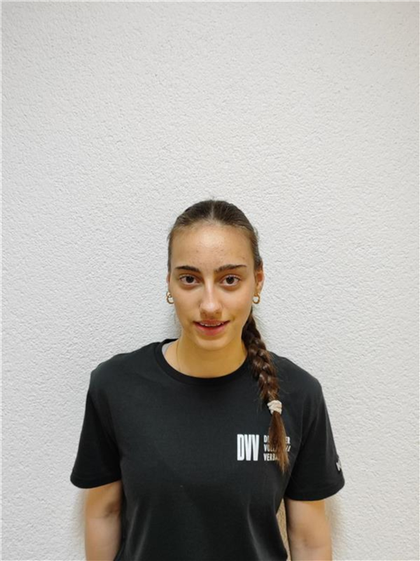 TISCHER Emma