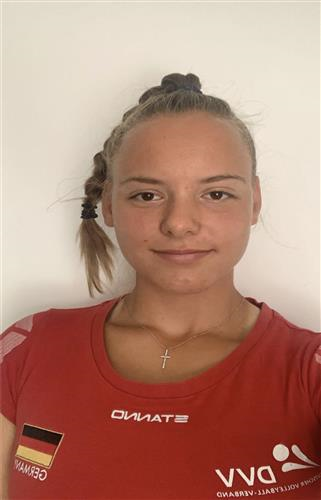 PRADE Kim Viktoria