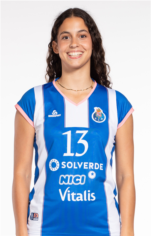 CORREIA Bruna